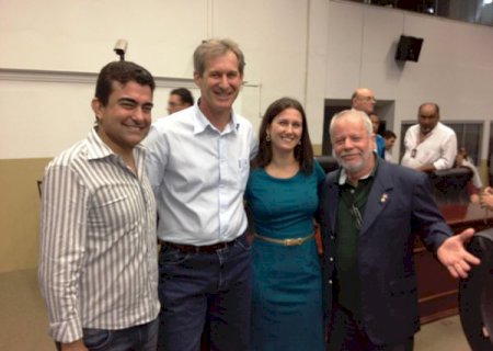 Prefeito Edson de David e Secretária de Saúde, Elaine Soligo participam de Seminário em Dourados